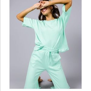 Cents of style lounge set